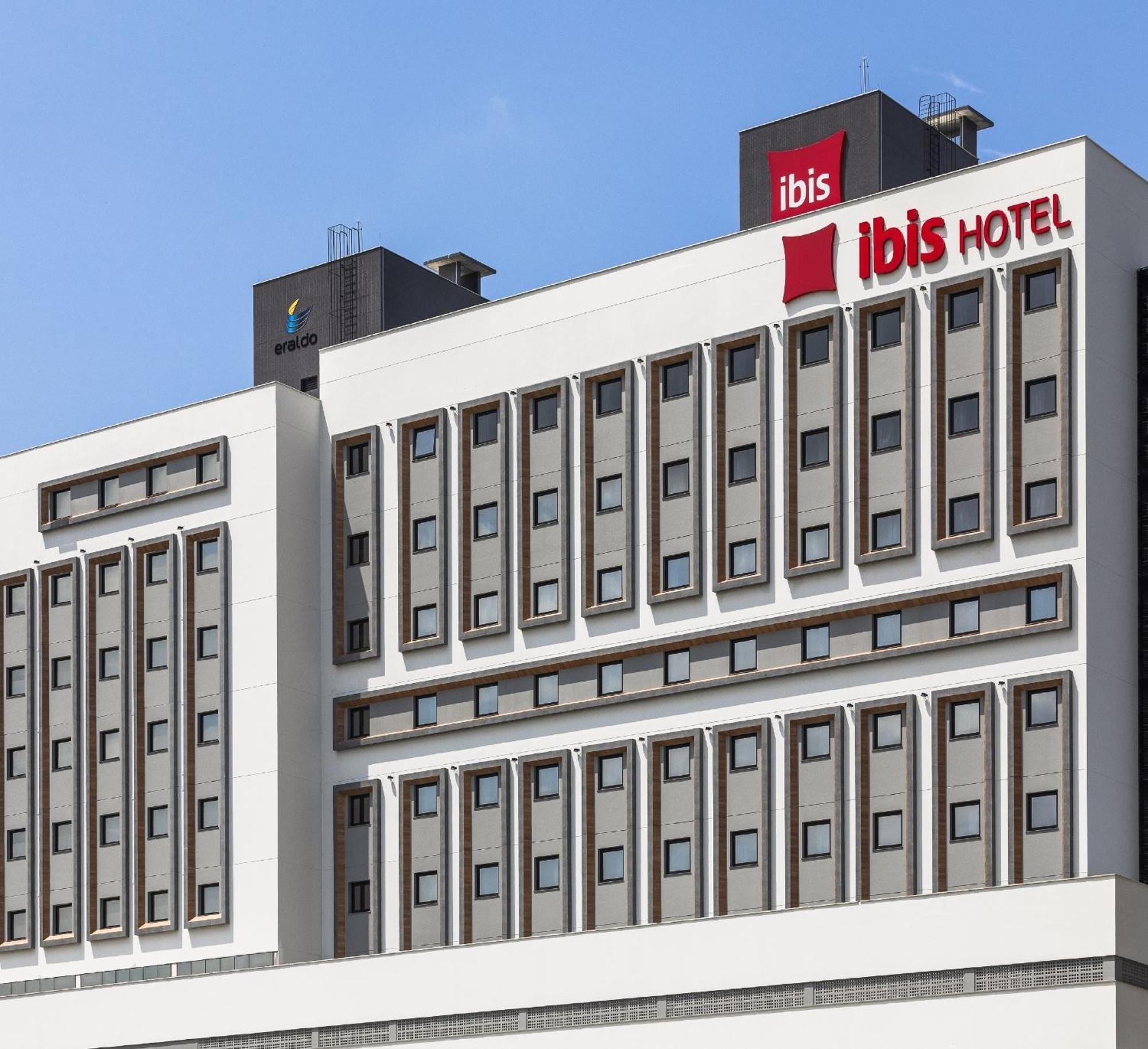 Ibis Tubarao Hotel Buitenkant foto